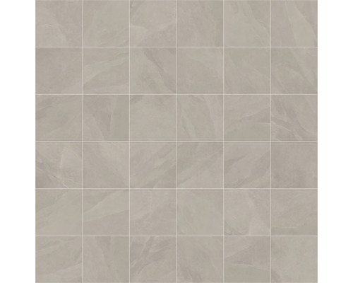 Obklady s mramorovým vzhľadom, položené