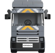 Model nákladného vozidla z kociek s logom Hornbach