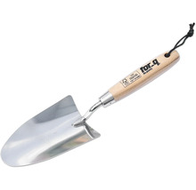 Záhradná lopatka s drevenou rukoväťou a pútkom na zavesenie