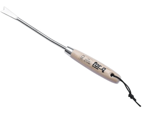 Čistič škár s drevenou rukoväťou a závesným pútkom