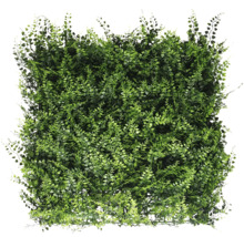 Štvorcový umelý rastlinný prvok s malými zelenými listami na dekoráciu steny