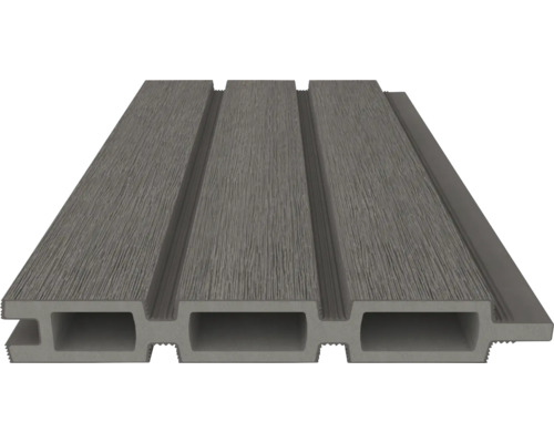 Terasa z dreveného kompozitu s perom a drážkou