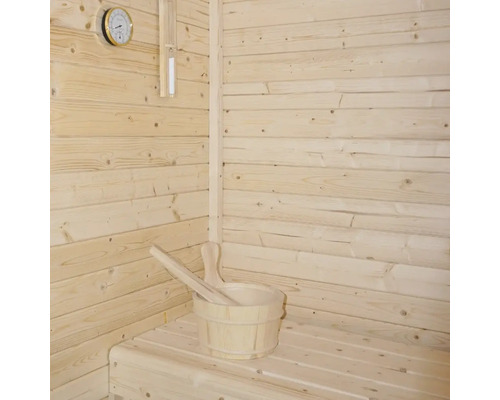 Drevená sauna s dreveným vedrom, naberačkou, presýpacími hodinami a teplomerom