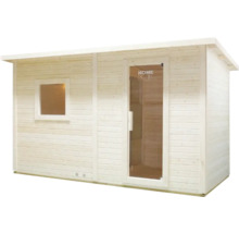 Drevená sauna s oknom a sklenenými dverami