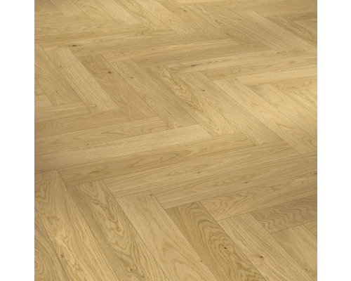 Drevená parketová podlaha s rybinovým vzorom