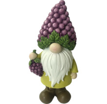 Záhradný trpaslík s hroznovou čiapkou a bradou
