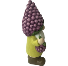 Záhradný trpaslík s motívom hrozna ako dekorácia do exteriéru