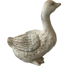 Dekoratívna husacia figúrka do záhrady