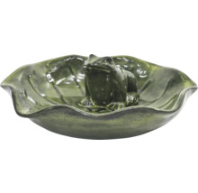 Dekoratívna figúrka žaby v tvare listu