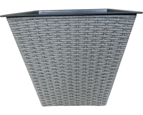 Kvetináč s ratanovým vzhľadom