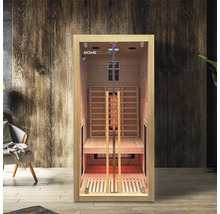 Infračervená sauna s dreveným obložením a sklenenými dverami