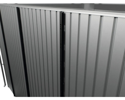 Detailný záber kovovej rolety