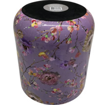 Stolička s kvetinovým vzorom a motívmi vtákov