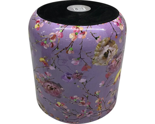 Keramická stolička s kvetinovým vzorom