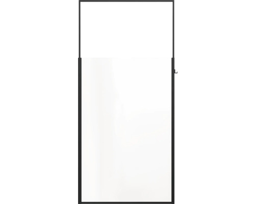 Prázdne obdĺžnikové premietacie plátno s čiernym rámom