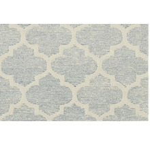 Koberec s geometrickým vzorom