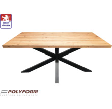 Štvorcový jedálenský stôl s drevenou doskou a kovovou nohou