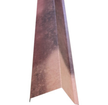 Kovový rohový profil na dekoráciu stien