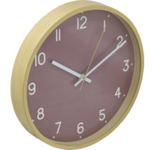 Nástenné hodiny s dreveným rámom a ciferníkom