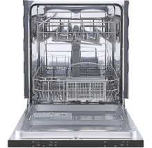 Otvorená umývačka riadu s košmi na riad a príbory