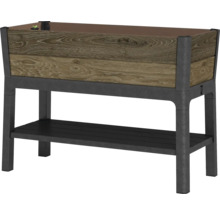 Vyvýšený záhon s úložným priestorom pre záhradu