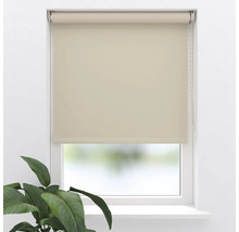 Okno s manuálnou roletou na zatemnenie