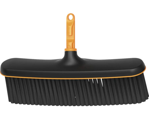 Ručná metla so štetinami