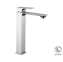 Vysoká umývadlová batéria z kovu