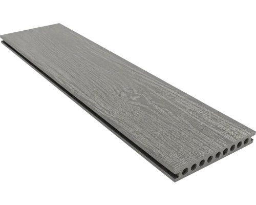 Terasa z kompozitného materiálu s dutými komorami