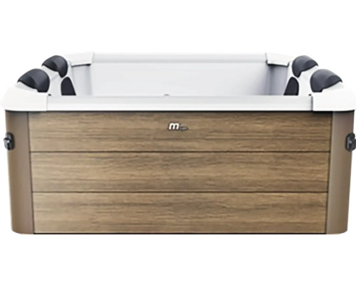 Vírivka s dreveným obložením