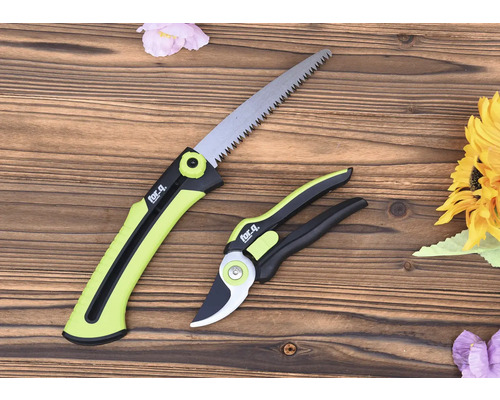 Záhradná súprava pozostávajúca z prerezávacej píly a záhradníckych nožníc