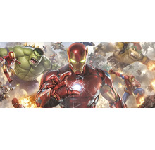 Maľba Iron Mana, Hulka a ďalších superhrdinov v bojovej scéne