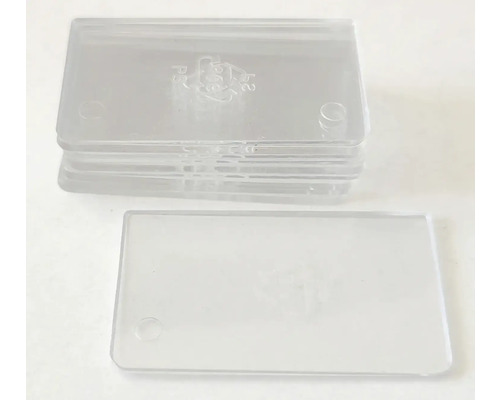 Stoh priehľadných plastových dosiek