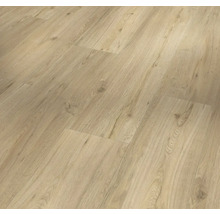 Položené podlahové panely s drevenou štruktúrou