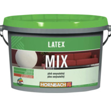 Latexová farba v sivom vedre so zeleným vekom od Hornbachu