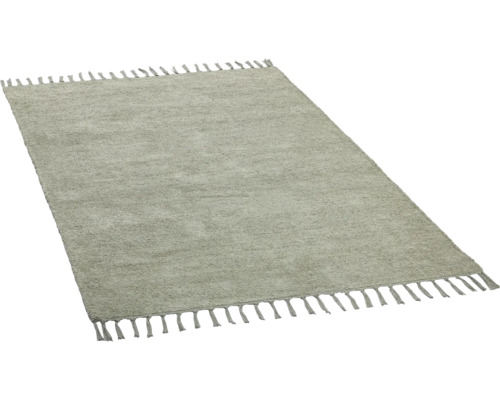 Obdĺžnikový koberec so strapcami