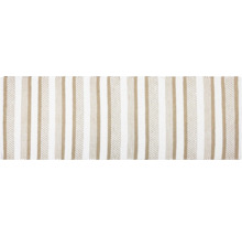 Koberec s pruhovaným vzorom