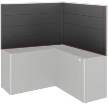 Rohový vyvýšený záhon s clonou