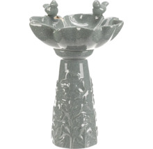 Kamenné napájadlo pre vtáky s motívom vtákov