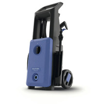 Vysokotlakový čistič Nilfisk s kolieskami a rukoväťou