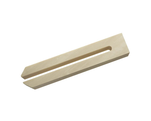 Drevený klin s výrezom