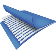 Detailný pohľad na jazierkovú fóliu s výstužou tkaniny.