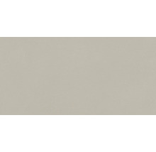 Svetlý, jednofarebný náter na stenu