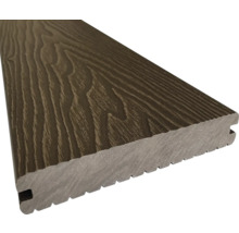 Terasa z drevoplastu s kresbou dreva