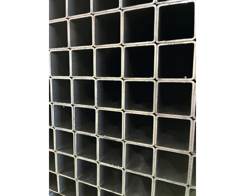 Stoh oceľových štvorhranných rúr