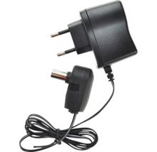 Čierny sieťový adaptér s káblom