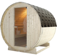 Sudová sauna so sklenenými dverami a bitúmenovými šindľami