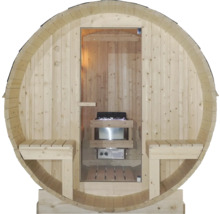 Sudová sauna s pecou a drevenými lavicami