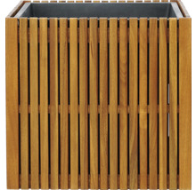 Kvetináč z drevených lamiel