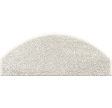 Polkruhová koberec na schody